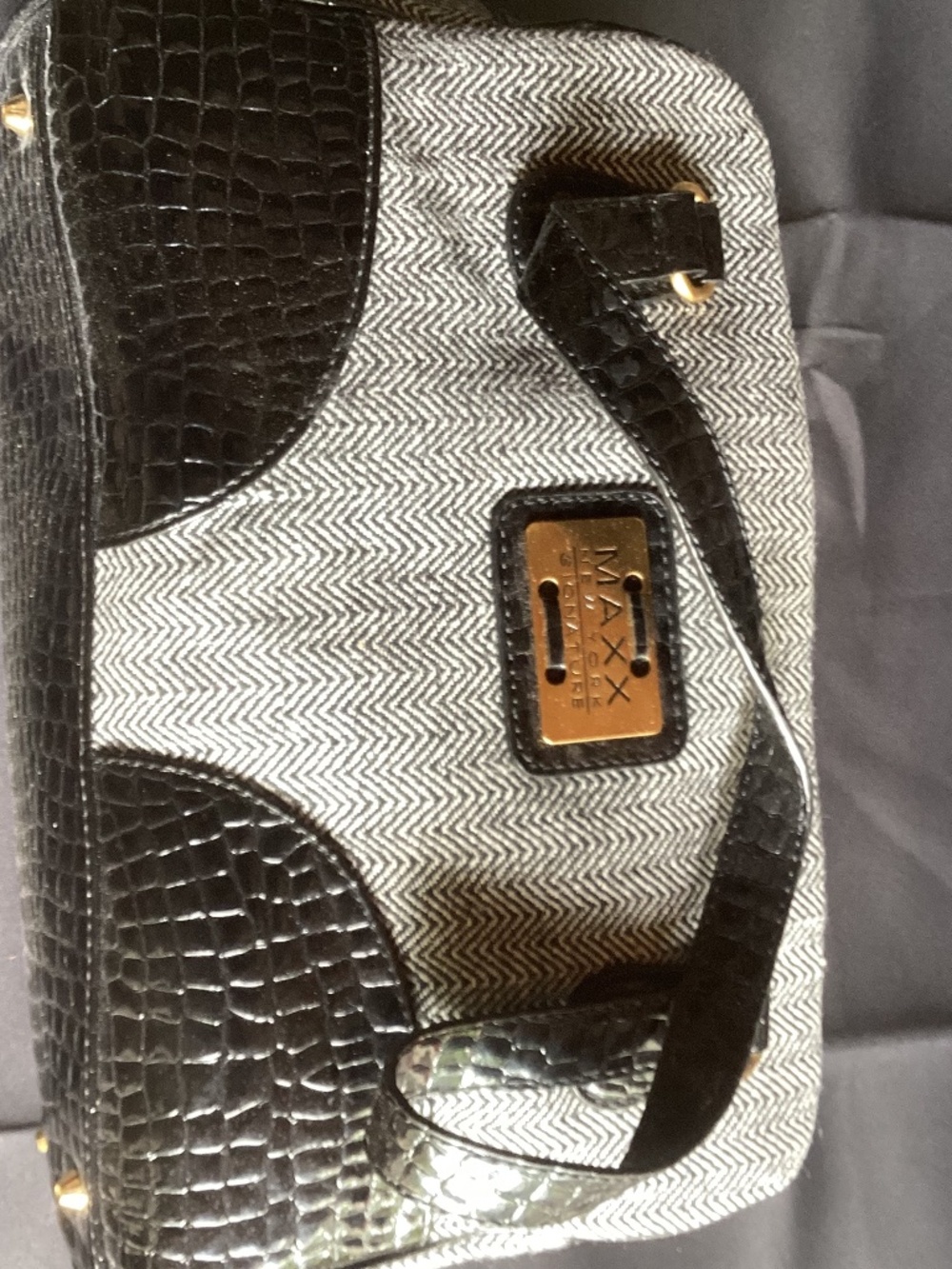 Black/Grey Maxx New York Signature Handbag
